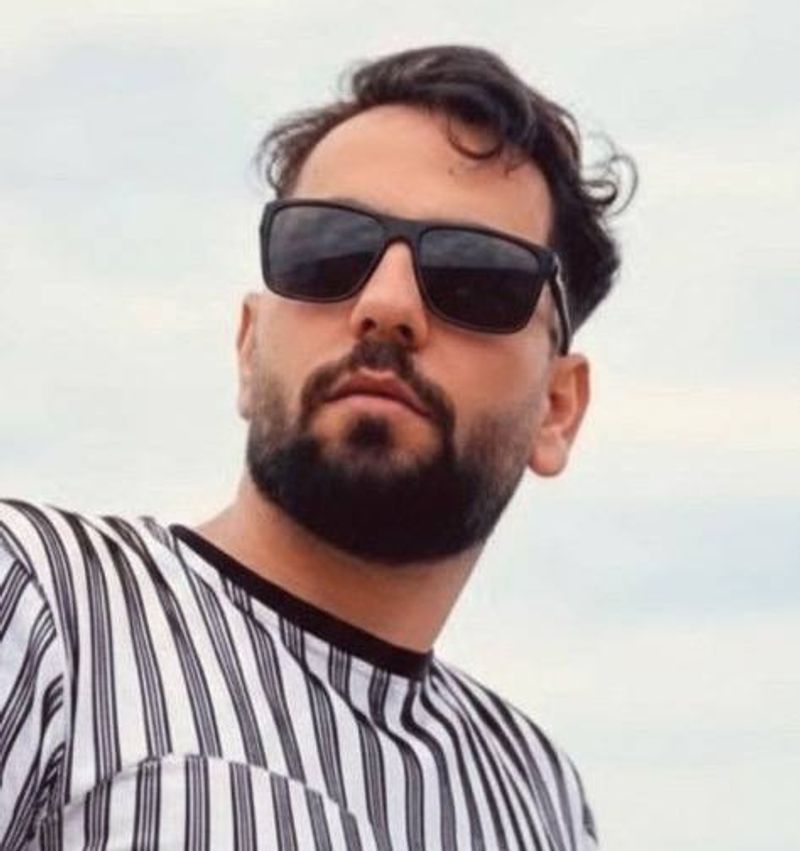 Farshad Saki