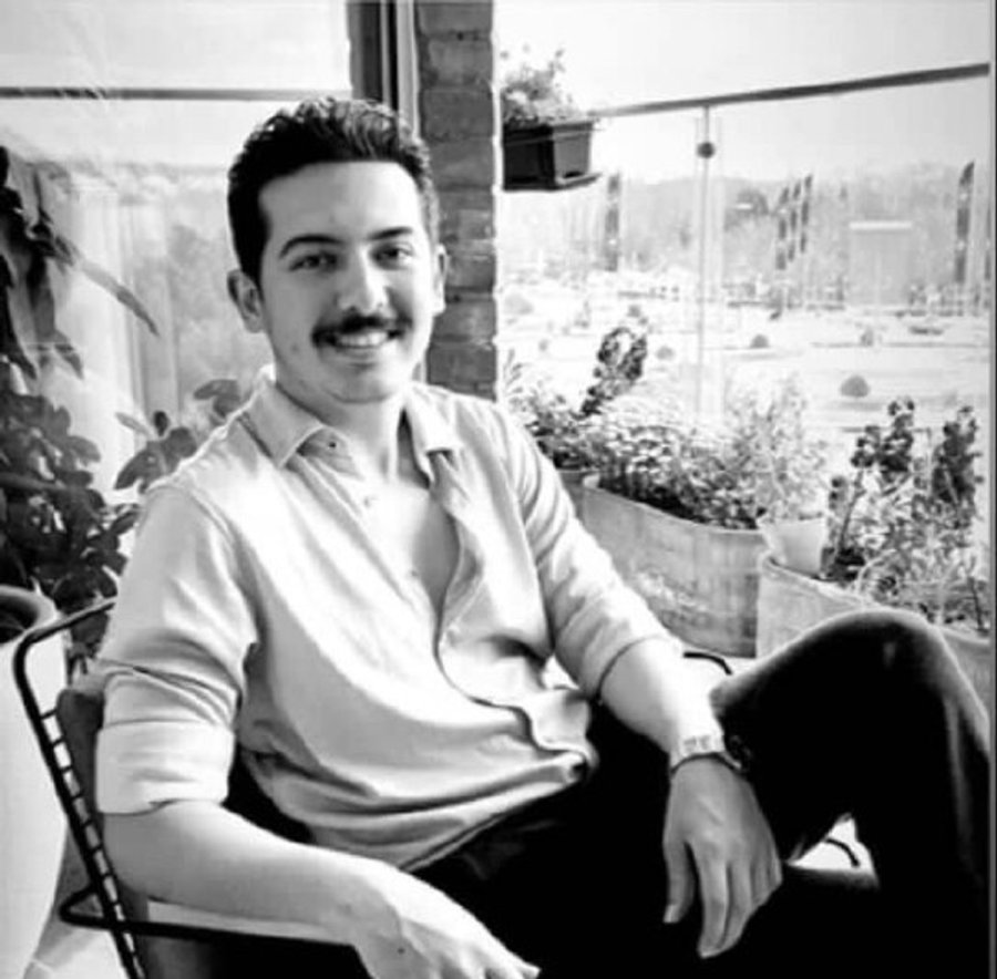 سروش صادقی زاده
