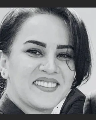 هاجر اسحاقی