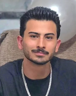 پوریا حمزه‌ای
