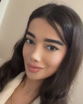 فاطمه اعزازی