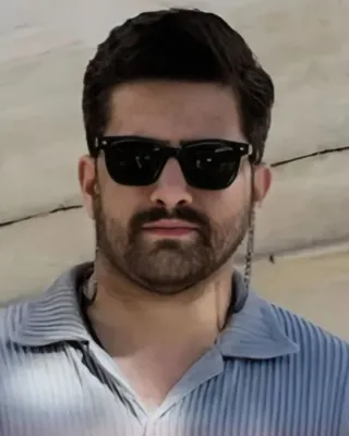 نوید صالحی