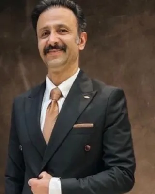 محسن آراستی