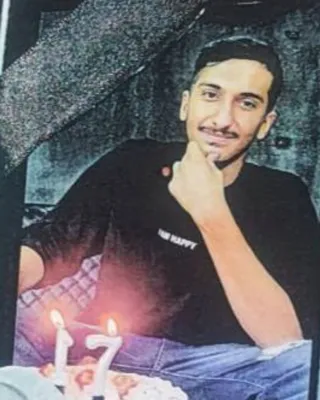 پویا درخشان