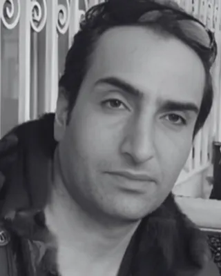 عباس خادم