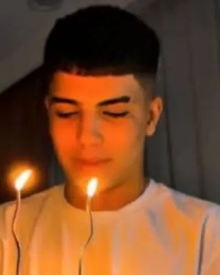 سروش اسحاقی