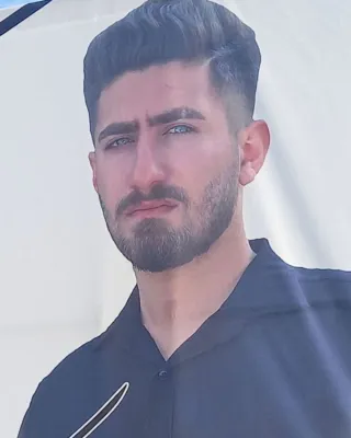 Amirhossein Shakarmi Lor