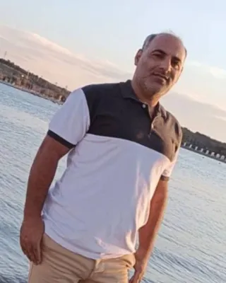 رضا سهندی احمدآباد