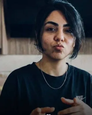 Sara Naderi Hosseinabadi