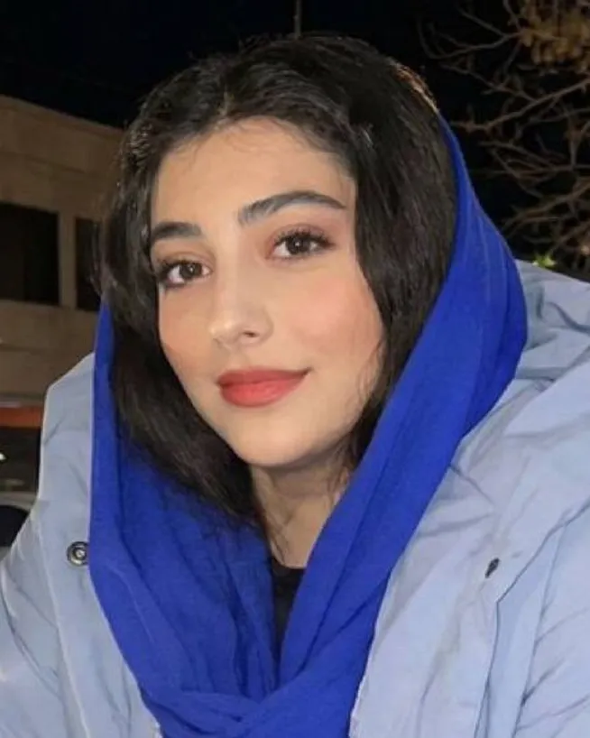 بیتا اکبری