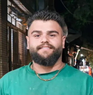 رضا خانزاده