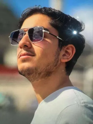 علیرضا نوائی لواسانی