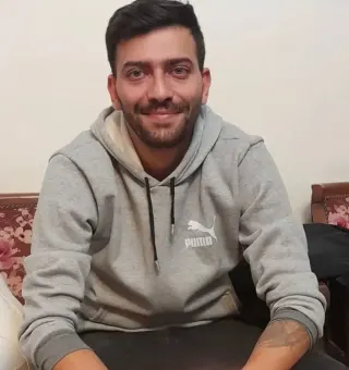 آرمان باقری
