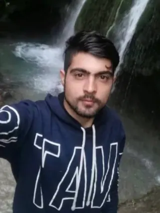 حسین ایشانی
