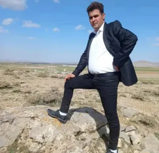 اکبر رستم