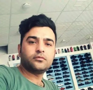 نادر ستوده
