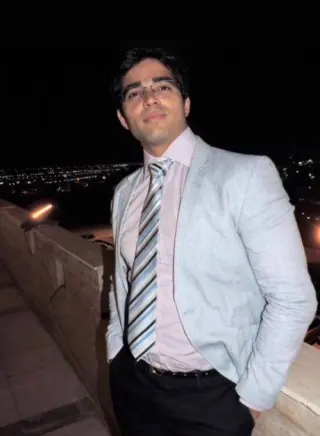 نوید سلطانپور