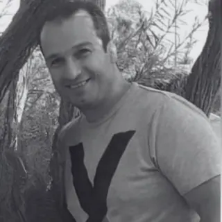 Khosrow Asadi Kanari