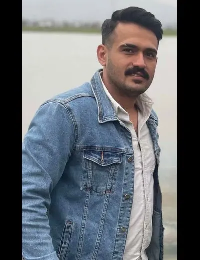 رضا زحمتکش