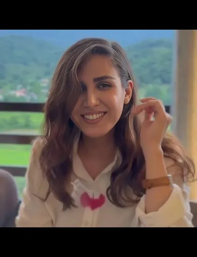 نسترن زارع منش