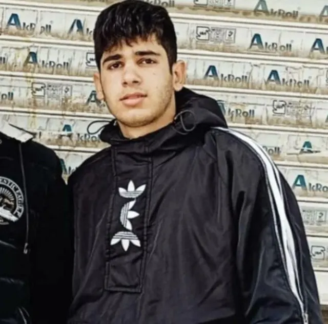 رضا قنبری