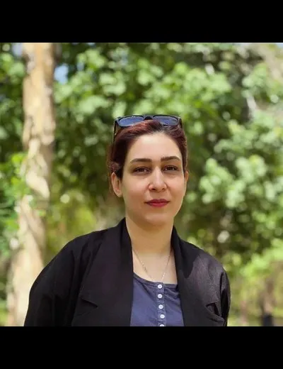 نسیم پورآقایی